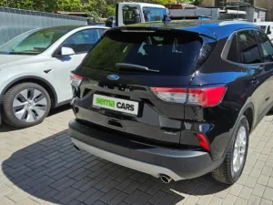 Ford Kuga 2.5i HEV 140 kW Titanium 4x4