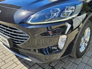 Ford Kuga 2.5i HEV 140 kW Titanium 4x4