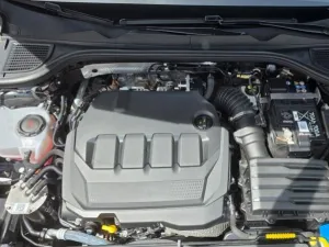 Volkswagen Golf 2.0 TDI 110kW Life záruka