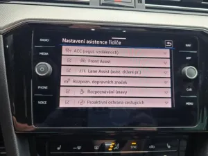 Volkswagen Passat 2.0 TDI 110kW DSG R-line