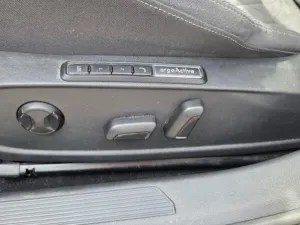 Volkswagen Golf 2.0 TDI 110kW DSG7 Style TZ