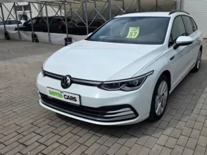 Volkswagen Golf 2.0 TDI 110kW DSG7 Style TZ Volkswagen Golf 2.0 TDI 110kW DSG7 Style TZ