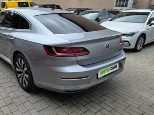 Volkswagen Arteon 2.0 TSI 140 kW DSG Elegance Volkswagen Arteon 2.0 TSI 140 kW DSG Elegance