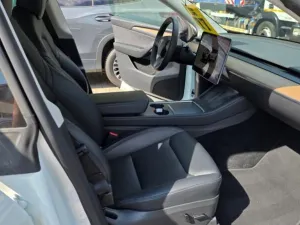Tesla Model Y Long Range AWD DE SoH 90.2%