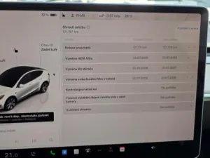Tesla Model Y Long Range AWD DE SoH 90.2%