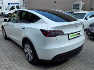 Tesla Model Y Long Range AWD DE SoH 90.2%