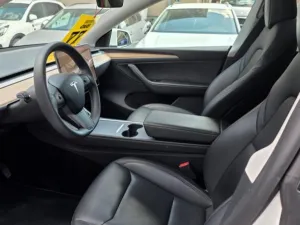 Tesla Model Y Long Range AWD DE SoH 90.2%