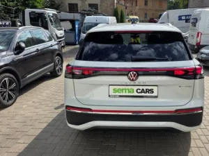 Volkswagen Tayron 1.5 PHEV 150kW Elegance SoH100 Volkswagen Tayron 1.5 PHEV 150kW Elegance SoH100