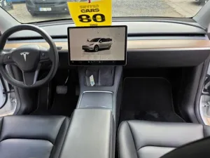 Tesla Model Y Long Range AWD SoH 91,4% Tesla Model Y Long Range AWD SoH 91,4%