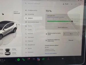 Tesla Model Y Long Range AWD SoH 91,4% Tesla Model Y Long Range AWD SoH 91,4%