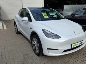 Tesla Model Y Long Range AWD SoH 91,4% Tesla Model Y Long Range AWD SoH 91,4%