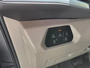 Volkswagen Multivan 1.4 TSi PHEV Long TZ SoH 97% Volkswagen Multivan 1.4 TSi PHEV Long TZ SoH 97%