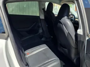 Tesla Model Y Long Range AWD DE SoH 92,4%