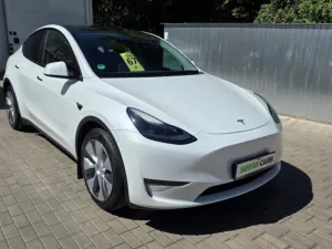 Tesla Model Y Long Range AWD DE SoH 92,4%