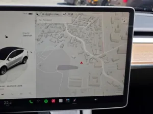 Tesla Model Y Long Range AWD DE SoH 92,4%