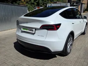 Tesla Model Y Long Range AWD DE SoH 92,4%