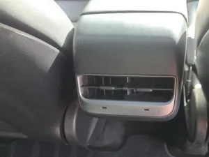 Tesla Model Y LR AWD Berlin Záruka SoH 92,9%