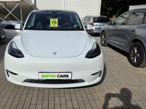 Tesla Model Y LR AWD Berlin Záruka SoH 92,9%