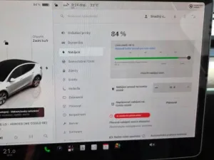 Tesla Model Y LR AWD Berlin Záruka SoH 92,9%