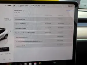Tesla Model Y LR AWD Berlin Záruka SoH 92,9%