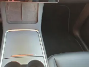 Tesla Model Y LR AWD Berlin Záruka SoH 92,9%