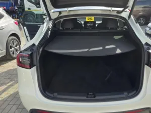 Tesla Model Y LR AWD Berlin Záruka SoH 92,9%