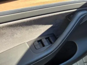 Tesla Model Y LR AWD DE Záruka SoH 93%