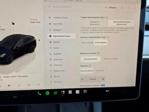 Tesla Model Y LR AWD DE Záruka SoH 93%
