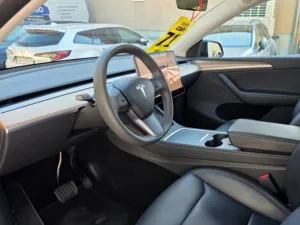 Tesla Model Y LR AWD DE Záruka SoH 93%