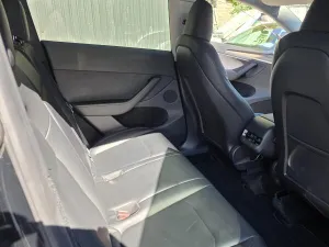 Tesla Model Y LR AWD DE Záruka SoH 93%