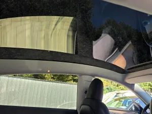Tesla Model Y LR AWD DE Záruka SoH 93%