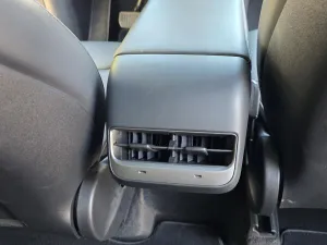 Tesla Model Y LR AWD DE Záruka SoH 93%