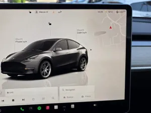 Tesla Model Y LR AWD DE Záruka SoH 93%
