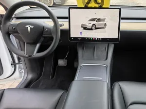 Tesla Model Y LR AWD Záruka SoH 93,2%