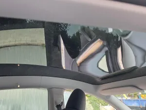 Tesla Model Y LR AWD Záruka SoH 93,2%