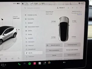Tesla Model Y LR AWD Záruka SoH 93,2%