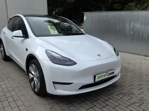 Tesla Model Y LR AWD Záruka SoH 93,2%