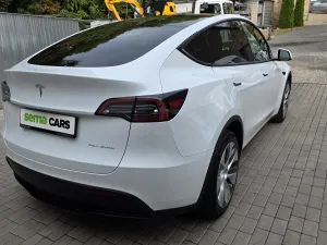 Tesla Model Y LR AWD Záruka SoH 93,2%