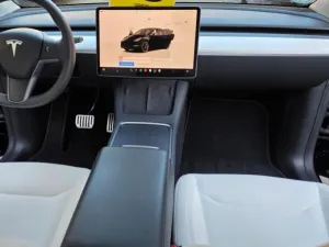 Tesla Model Y LR AWD DE Záruka SoH 92,7%