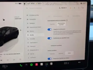 Tesla Model Y LR AWD DE Záruka SoH 92,7%