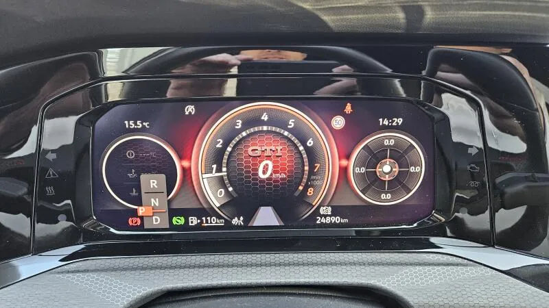 Volkswagen Golf GTI 2.0TSI 180kW DSG Volkswagen Golf GTI 2.0TSI 180kW DSG