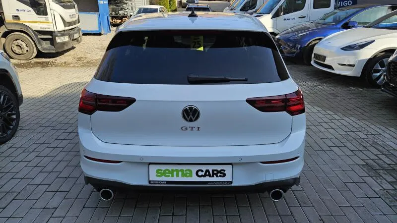 Volkswagen Golf GTI 2.0TSI 180kW DSG Volkswagen Golf GTI 2.0TSI 180kW DSG