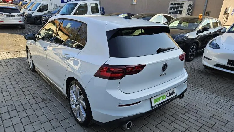 Volkswagen Golf GTI 2.0TSI 180kW DSG Volkswagen Golf GTI 2.0TSI 180kW DSG