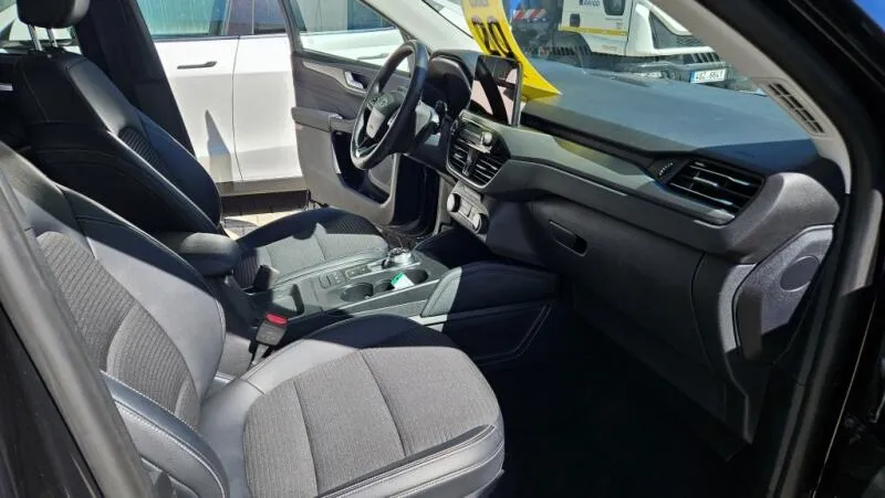 Ford Kuga 2.5i HEV 140 kW Titanium 4x4