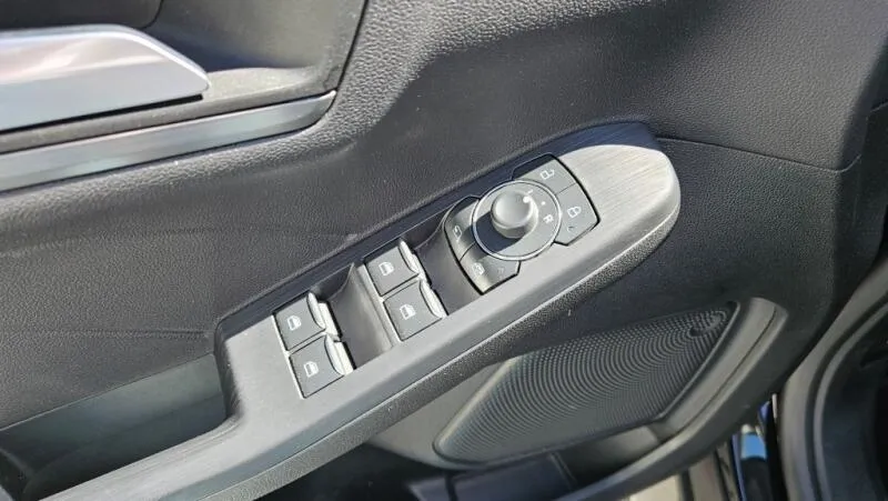 Ford Kuga 2.5i HEV 140 kW Titanium 4x4