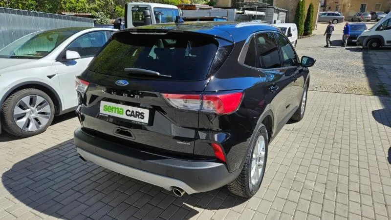 Ford Kuga 2.5i HEV 140 kW Titanium 4x4