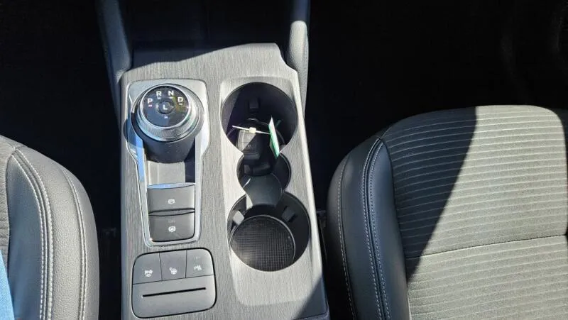 Ford Kuga 2.5i HEV 140 kW Titanium 4x4