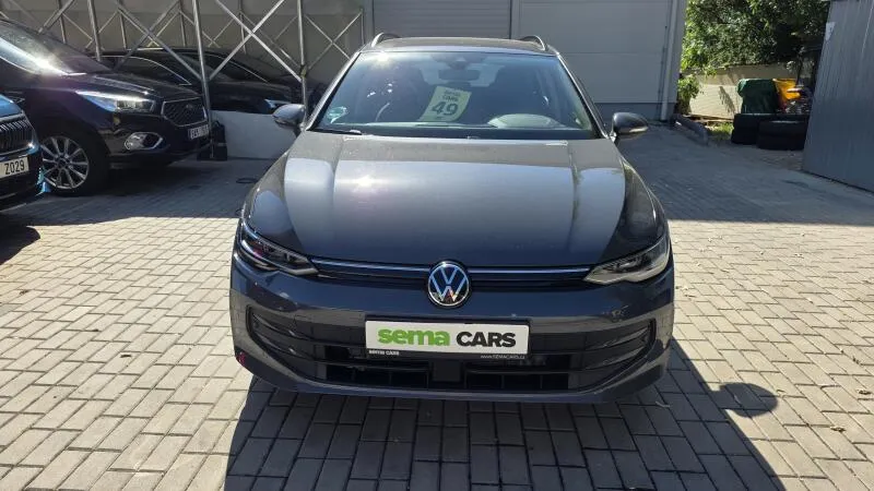 Volkswagen Golf 1.5 eTSI 85kW Life DSG7 Tažné