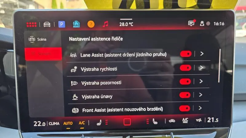 Volkswagen Golf 1.5 eTSI 85kW Life DSG7 Tažné