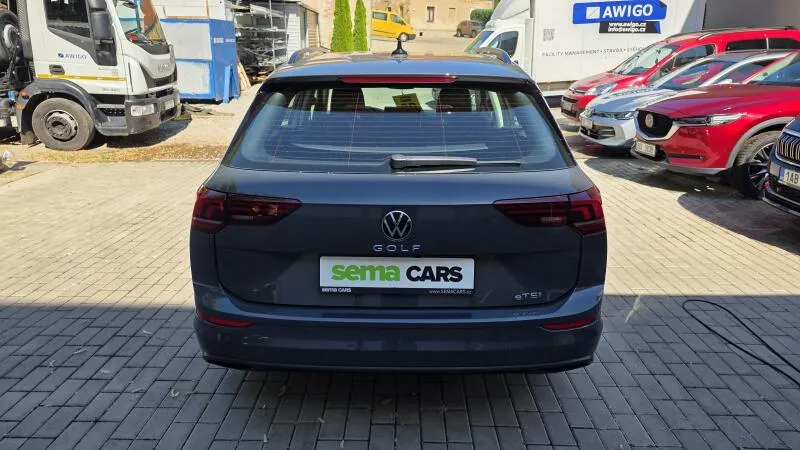 Volkswagen Golf 1.5 eTSI 85kW Life DSG7 Tažné